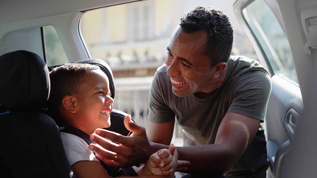 10 Safety Tips When Driving with Baby/Toddlers/Kids